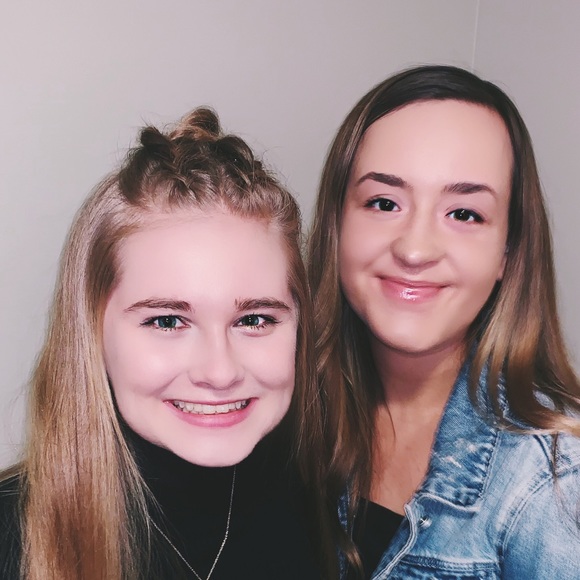 Meet your Posher, Josie - Picture 1 of 1